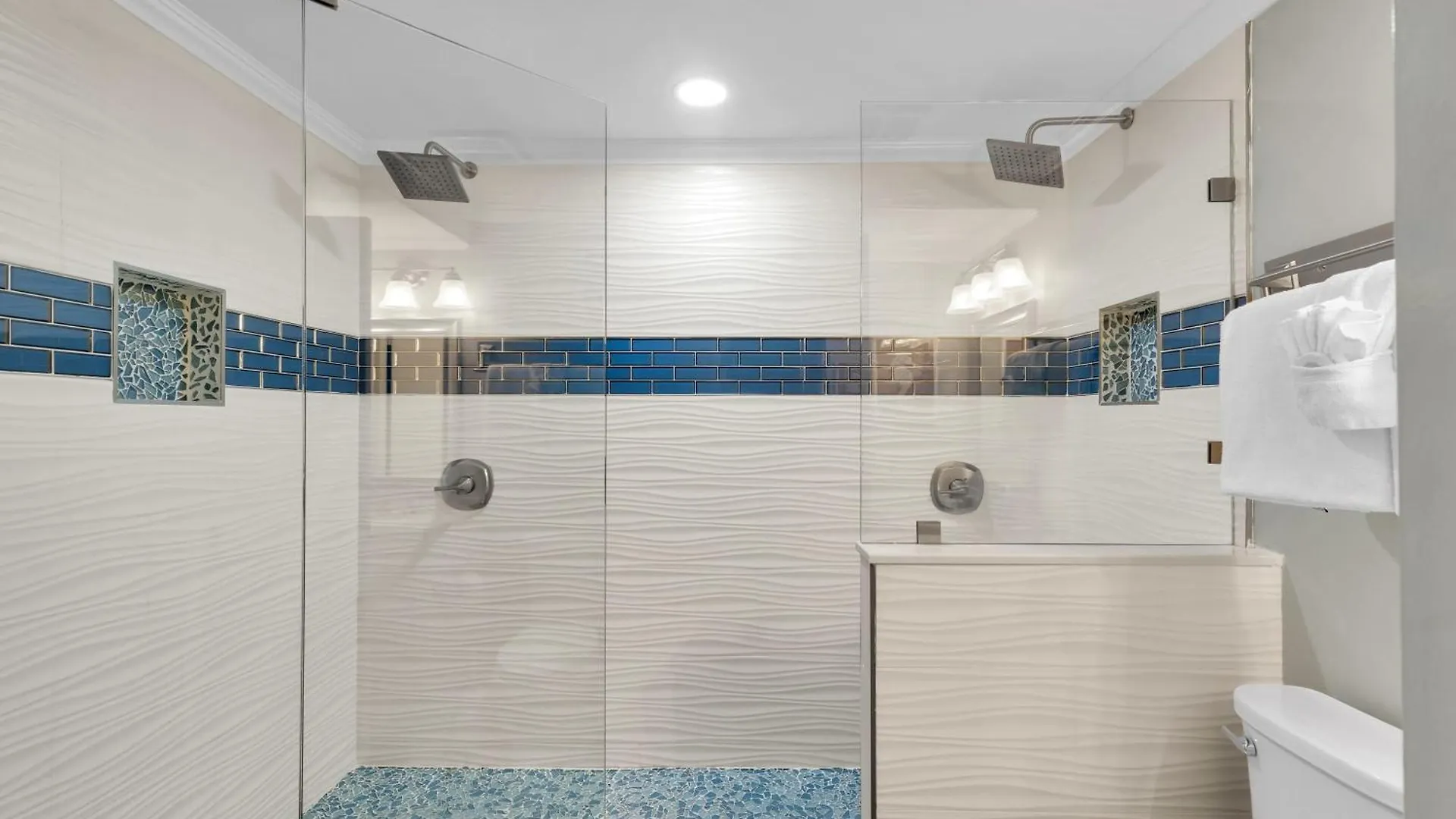 St Kitts - Downtown Waterfront Penthouse Pool Dock Parking Villa Key West 0*,  United States